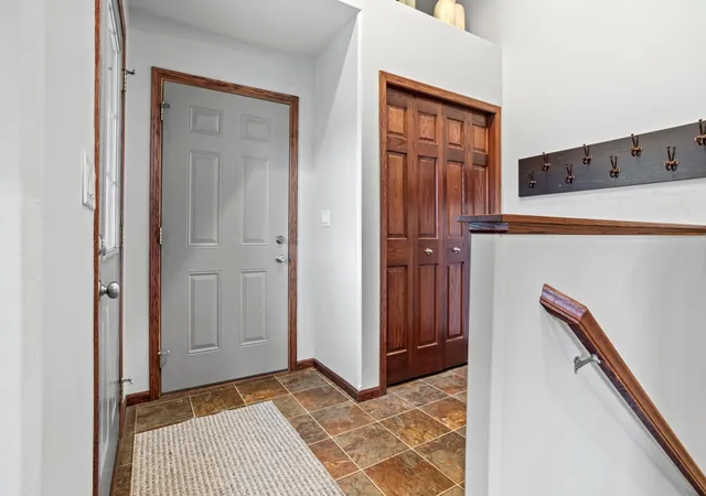 Photo 3 of Single family home for sale at 1240 38th Avenue S, Moorhead, MN 56560 | MLS# 7158513 | Listing updated on 2026-10-18