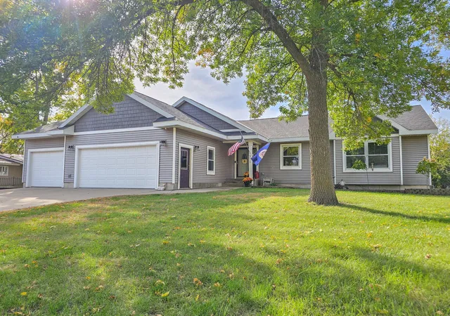 Single family home for sale at 310 N Lincoln St, Redwood Falls, MN 56283 | MLS# 7158516