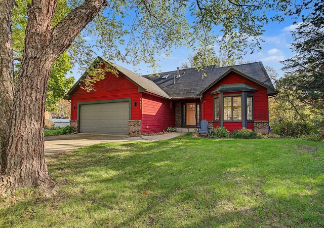 Photo 2 of Single family home for sale at 4587 River Bnd Pl, Savage, MN 55378 | MLS# 7158557 | Listing updated on 2026-10-21