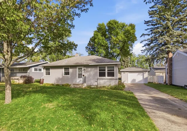 Photo 1 of Sale Pending at 1520 14th Avenue S, Saint Cloud, MN 56301 | MLS# 7158566 | Listing updated on 2026-10-21