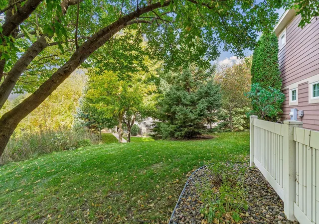 Photo 44 of Single family home for sale at 2117 Cedar Grv Trl, Saint Paul, MN 55122 | MLS# 7158570 | Listing updated on 2026-10-21