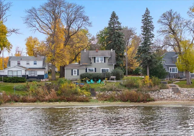 Photo 2 of Single family home for sale at 109 Lake St E, Osakis, MN 56360 | MLS# 7158581 | Listing updated on 2026-10-22