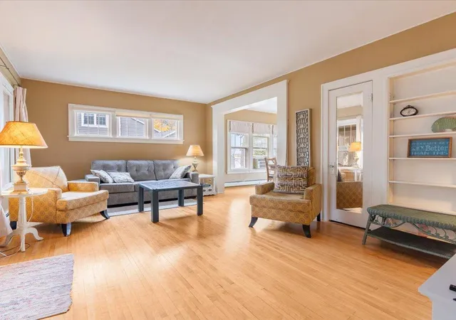 Photo 3 of Single family home for sale at 109 Lake St E, Osakis, MN 56360 | MLS# 7158581 | Listing updated on 2026-10-22