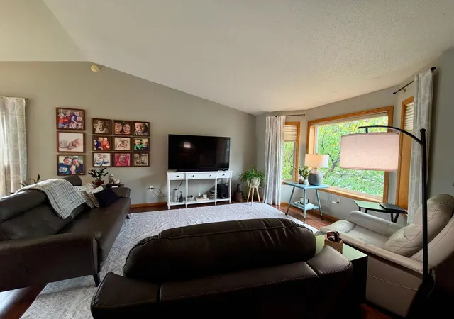 Photo 4 of Single family home for sale at 3001 9th Avenue S, Moorhead, MN 56560 | MLS# 7158588 | Listing updated on 2026-10-21