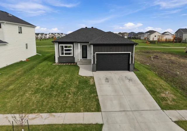 Photo 1 of Single family home for sale at 838 2nd Avenue, Horace, ND 58047 | MLS# 7158591 | Listing updated on 2026-10-28