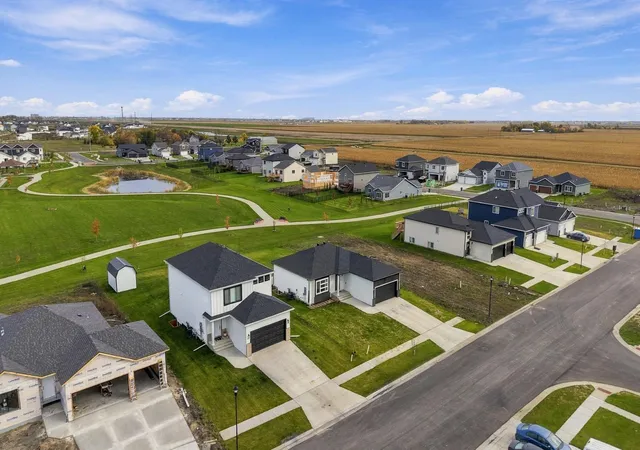 Photo 2 of Single family home for sale at 838 2nd Avenue, Horace, ND 58047 | MLS# 7158591 | Listing updated on 2026-10-28