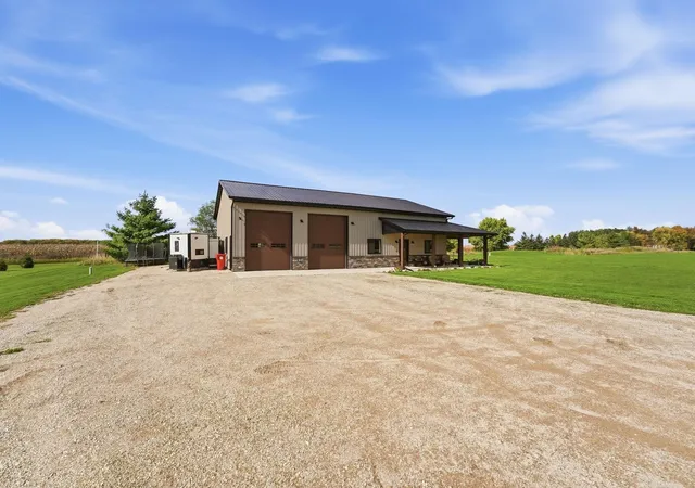 Photo 3 of Single family home for sale at 1290 Calvary Rd SE, Osakis, MN 56360 | MLS# 7158601 | Listing updated on 2026-10-19