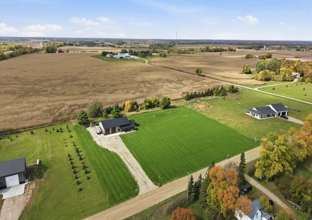 Photo 4 of Single family home for sale at 1290 Calvary Rd SE, Osakis, MN 56360 | MLS# 7158601 | Listing updated on 2026-10-19