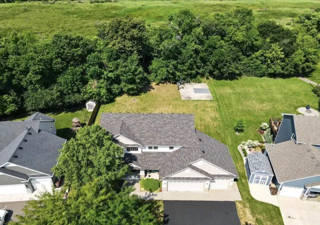 Photo 3 of Single family home for sale at 2001 Buffalo Run Rd, Buffalo, MN 55313 | MLS# 7158617 | Listing updated on 2026-10-13