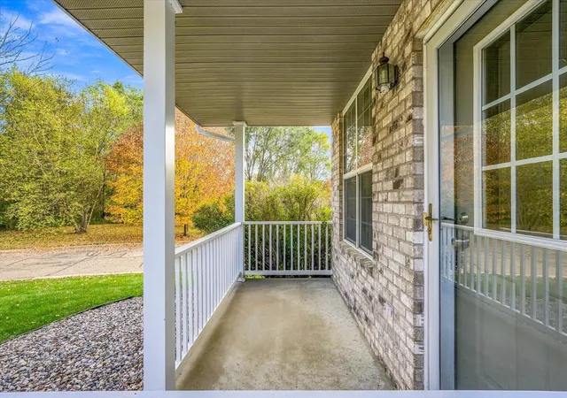 Photo 3 of Single family home for sale at 1032 Kaylee St, Chaska, MN 55318 | MLS# 7158621 | Listing updated on 2026-10-21