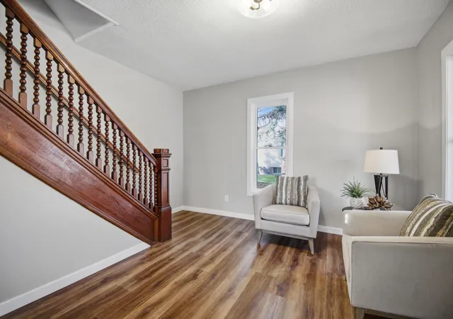 Photo 3 of Sale Pending at 428 S Oak Ave, Owatonna, MN 55060 | MLS# 7158649 | Listing updated on 2026-10-21