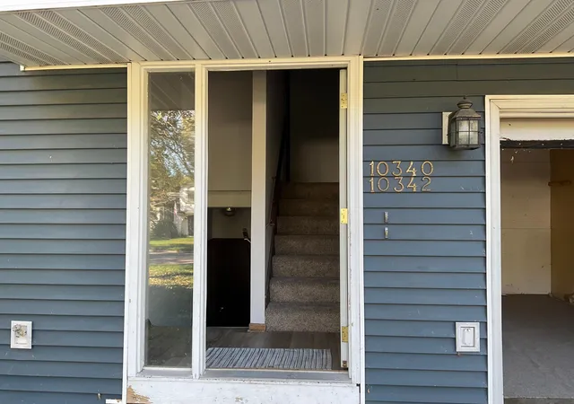 Photo 3 of House for sale at 10340 Lever St NE, Circle Pines, MN 55014 | MLS# 7158680 | Listing updated on 2026-10-21