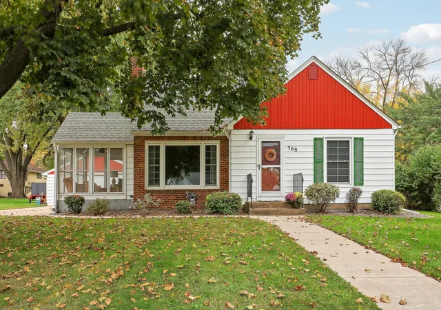 Photo 1 of Sale Pending at 568 Spring St, Saint Paul, MN 55118 | MLS# 7158697 | Listing updated on 2026-10-30