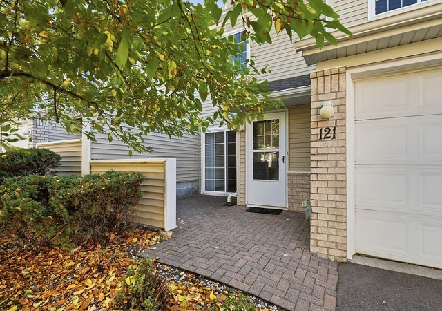 Photo 1 of Single family home for sale at 2210 Ranchview Ln N #121, Minneapolis, MN 55447 | MLS# 7158720 | Listing updated on 2026-10-14