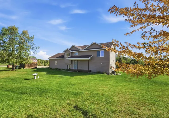 Photo 3 of Single family home for sale at 371 Rice City Cir, Darwin, MN 55324 | MLS# 7158723 | Listing updated on 2026-10-14