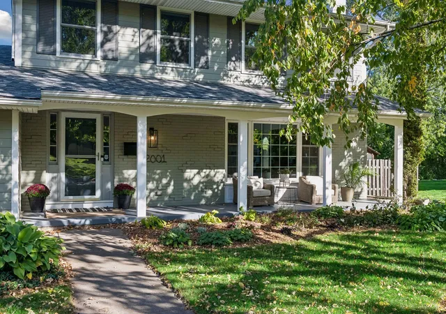 Photo 2 of Single family home for sale at 2001 Westwood Hills Dr, Minneapolis, MN 55426 | MLS# 7158724 | Listing updated on 2026-10-14