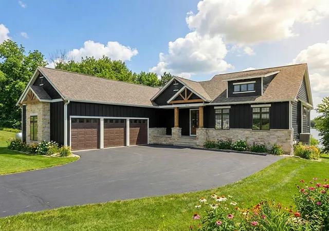 Photo 1 of Single family home for sale at 6611 County Rd 6, Maple Plain, MN 55359 | MLS# 7158745 | Listing updated on 2026-10-12