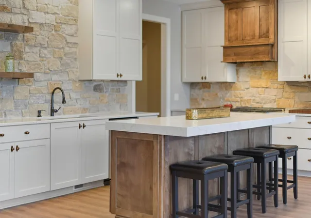 Photo 2 of Single family home for sale at 6611 County Rd 6, Maple Plain, MN 55359 | MLS# 7158745 | Listing updated on 2026-10-12