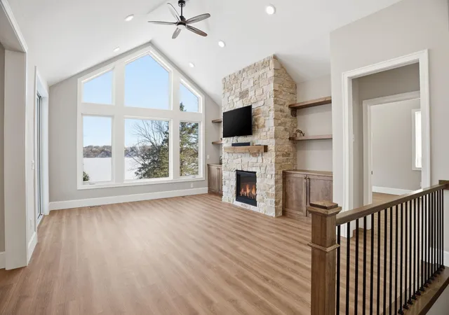 Photo 3 of Single family home for sale at 6611 County Rd 6, Maple Plain, MN 55359 | MLS# 7158745 | Listing updated on 2026-10-12