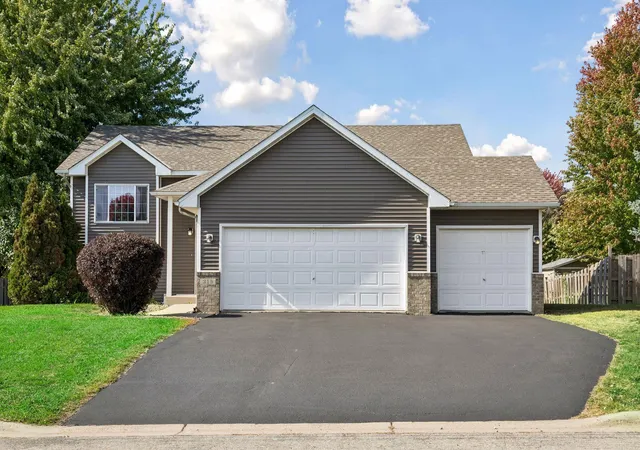 Photo 1 of Single family home for sale at 315 9th Avenue NE, Lonsdale, MN 55046 | MLS# 7158749 | Listing updated on 2026-10-16