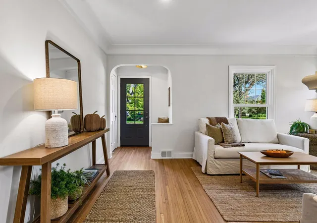 Photo 3 of Single family home for sale at 4050 Wooddale Ave S, Minneapolis, MN 55416 | MLS# 7158767 | Listing updated on 2026-10-21