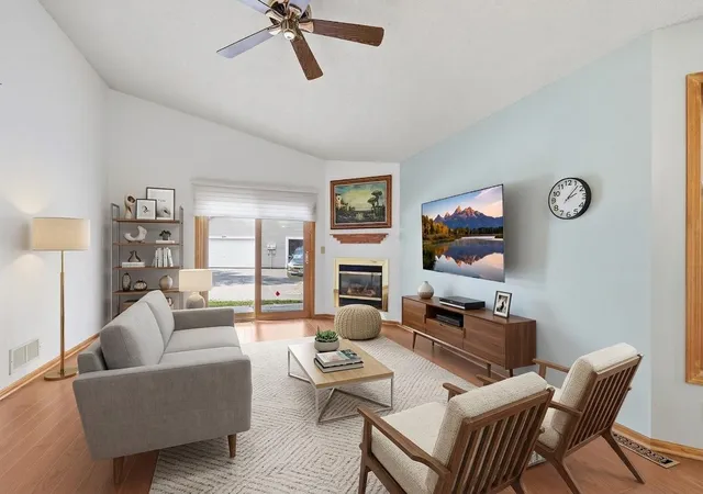 Photo 3 of Single family home for sale at 1903 Granite Ave N, Saint Paul, MN 55128 | MLS# 7158776 | Listing updated on 2026-10-16