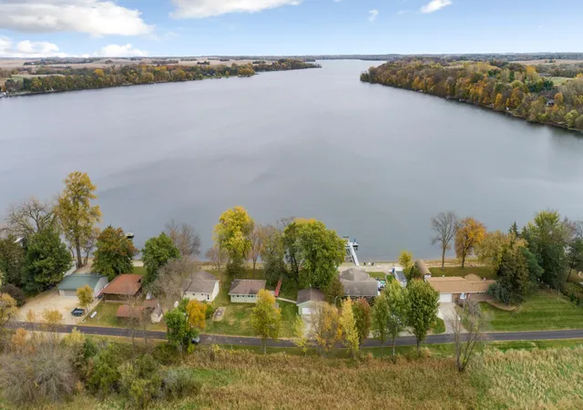 Photo 4 of Single family home for sale at 49261 Sportsmans Ln, Waterville, MN 56096 | MLS# 7158777 | Listing updated on 2026-10-22