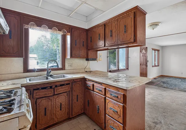 Photo 4 of Single family home for sale at 7017 52nd Avenue N, Minneapolis, MN 55428 | MLS# 7158793 | Listing updated on 2026-10-22