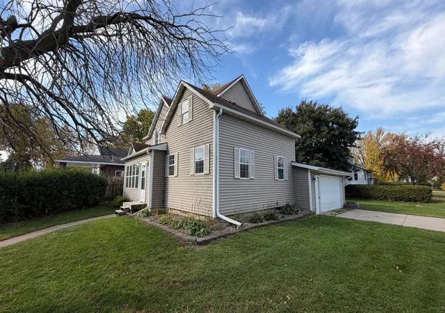 Single family home for sale at 311 Center Ave S, Eyota, MN 55934 | MLS# 7158828