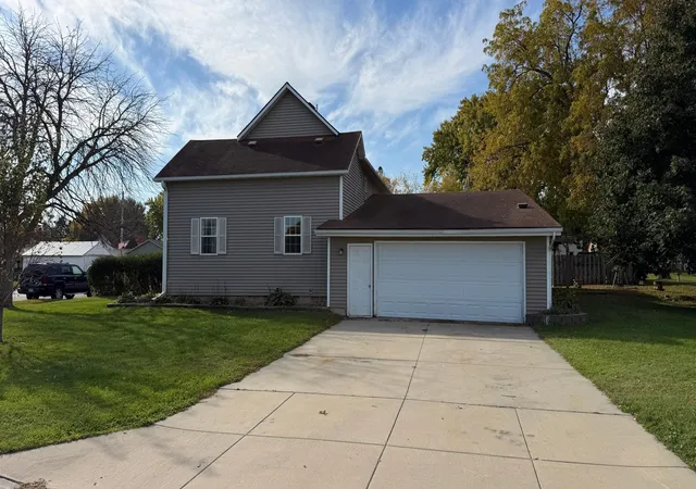 Photo 1 of Single family home for sale at 311 Center Ave S, Eyota, MN 55934 | MLS# 7158828 | Listing updated on 2026-10-15