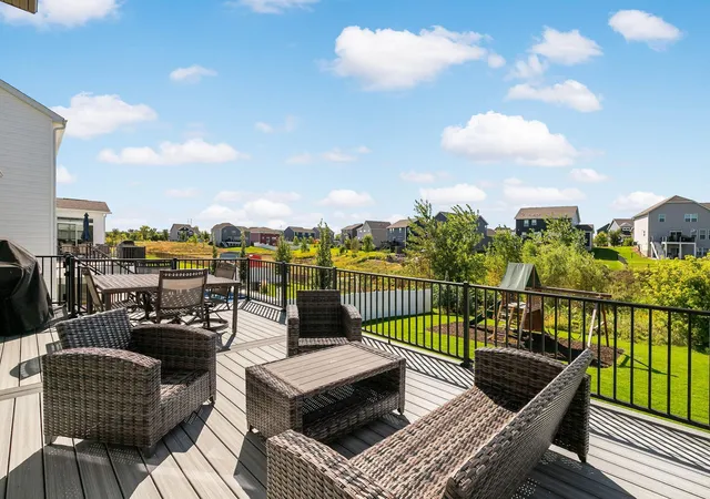 Photo 2 of Single family home for sale at 2140 Windermere Cir, Shakopee, MN 55379 | MLS# 7158848 | Listing updated on 2026-10-13