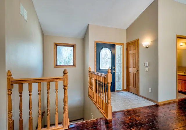 Photo 4 of Single family home for sale at 1012 Maple Ridge Ct NW, Bemidji, MN 56601 | MLS# 7158861 | Listing updated on 2026-10-23