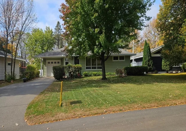 Photo 1 of Single family home for sale at 2305 10th Avenue S, Saint Cloud, MN 56301 | MLS# 7158875 | Listing updated on 2026-10-14