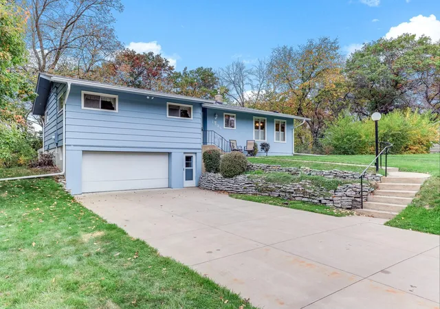 Photo 1 of Single family home for sale at 1935 Flandrau St, Saint Paul, MN 55109 | MLS# 7158906 | Listing updated on 2026-10-23