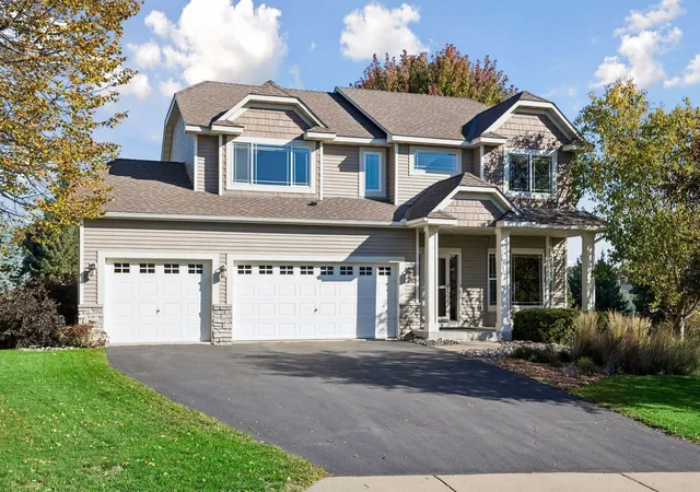 Photo 1 of Single family home for sale at 6033 Summit Ct S, Cottage Grove, MN 55016 | MLS# 7158917 | Listing updated on 2026-10-22