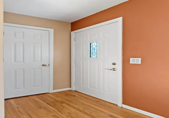 Photo 4 of Sale Pending at 5254 Kentucky Ave N, Minneapolis, MN 55428 | MLS# 7158931 | Listing updated on 2026-10-16