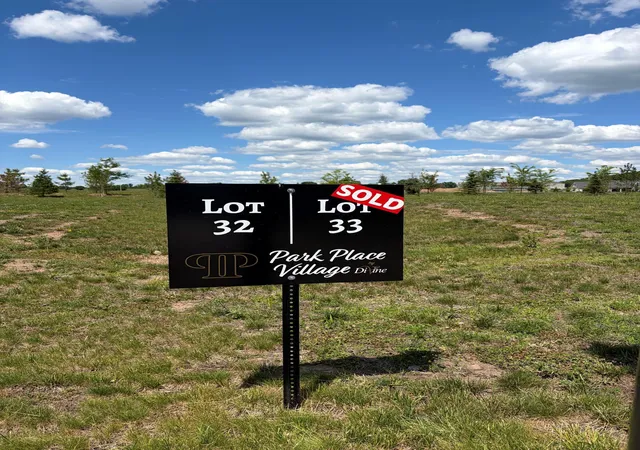 Photo 3 of Sale Pending at 2467 Sydney Ln, Hudson, WI 54016 | MLS# 7158937 | Listing updated on 2026-10-13