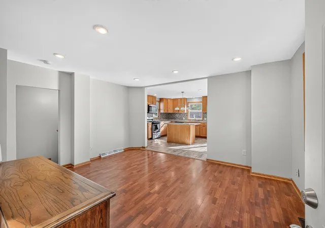 Photo 3 of Single family home for sale at 2939 30th Avenue S, Minneapolis, MN 55406 | MLS# 7158979 | Listing updated on 2026-10-20
