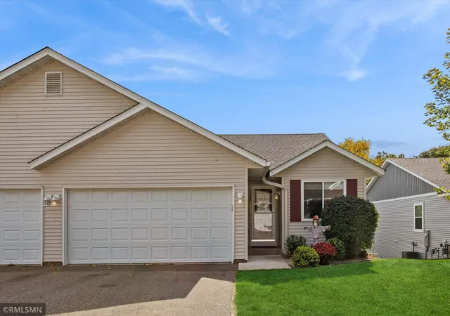 Single family home for sale at 1089 Hewitt Blvd, Red Wing, MN 55066 | MLS# 7158984