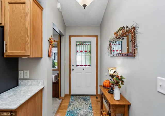Photo 3 of Single family home for sale at 1089 Hewitt Blvd, Red Wing, MN 55066 | MLS# 7158984 | Listing updated on 2026-10-14
