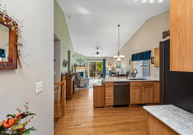 Photo 4 of Single family home for sale at 1089 Hewitt Blvd, Red Wing, MN 55066 | MLS# 7158984 | Listing updated on 2026-10-14