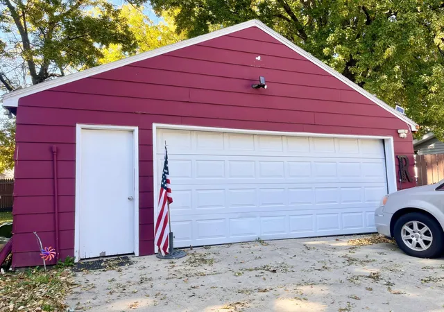 Photo 12 of Single family home for sale at 904 3rd Street SW, Willmar, MN 56201 | MLS# 7159012 | Listing updated on 2026-10-21