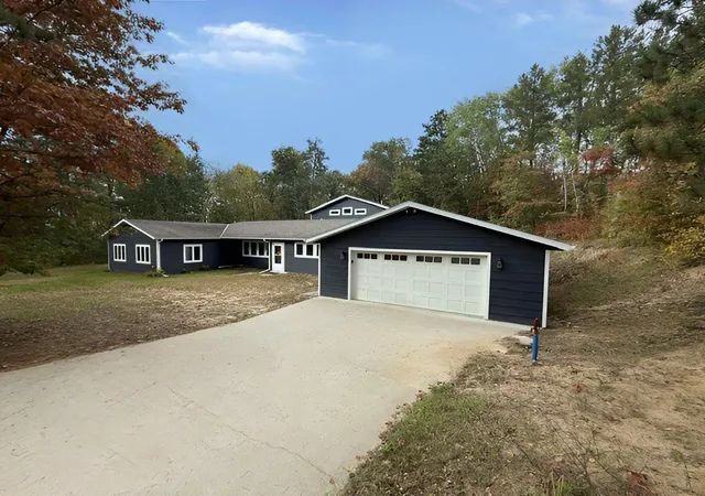 Photo 4 of Single family home for sale at 38465 Blueberry View Dr, Menahga, MN 56464 | MLS# 7159019 | Listing updated on 2026-10-13