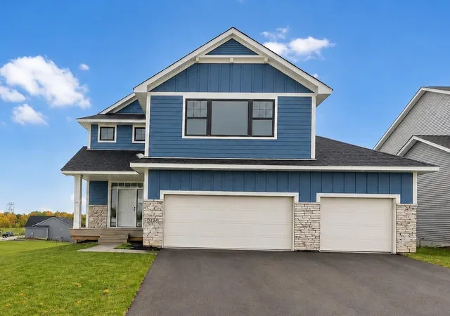 Single family home for sale at 13702 Arrowhead Way, Rosemount, MN 55068 | MLS# 7159021