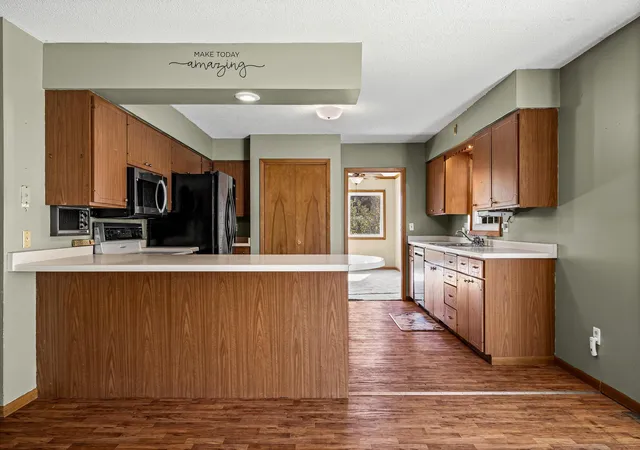 Photo 4 of Sale Pending at 705 S 2nd Street, La Crescent, MN 55947 | MLS# 7159042 | Listing updated on 2026-10-27