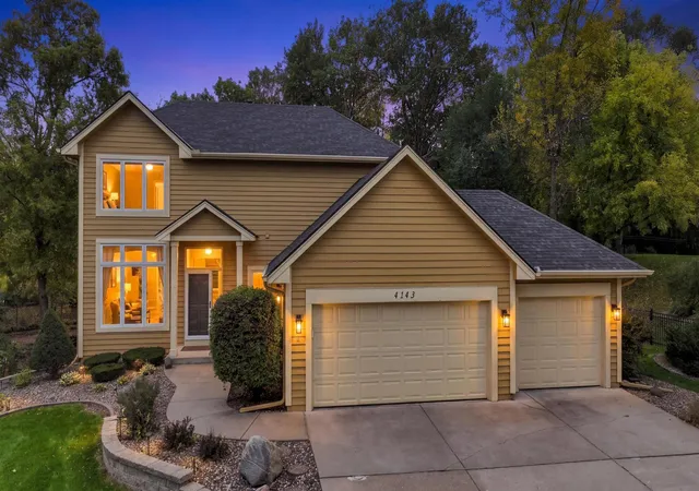 Photo 3 of Single family home for sale at 4143 Cashell Glen, Saint Paul, MN 55122 | MLS# 7159045 | Listing updated on 2026-10-16