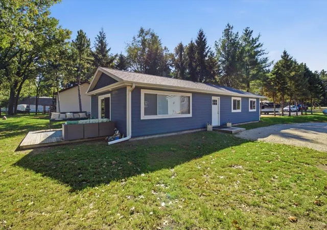 Photo 3 of Single family home for sale at 12724 622nd Street, Kellogg, MN 55945 | MLS# 7159053 | Listing updated on 2026-10-20