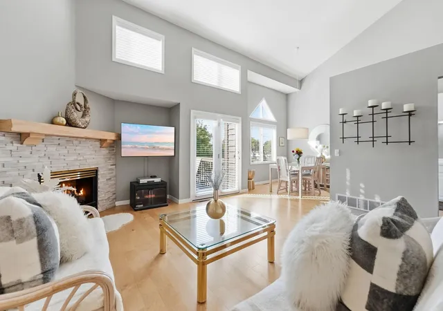 Photo 1 of Single family home for sale at 12566 Parkwood Dr, Burnsville, MN 55337 | MLS# 7159057 | Listing updated on 2026-10-16