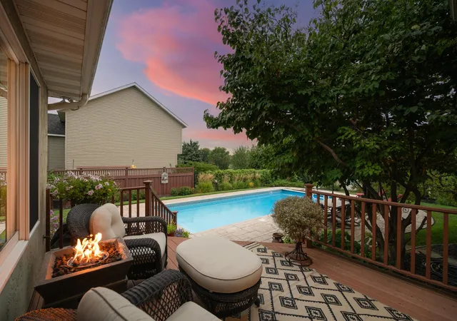 Photo 3 of Single family home for sale at 7757 7th Street N, Saint Paul, MN 55128 | MLS# 7159076 | Listing updated on 2026-10-18