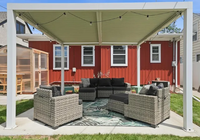Photo 1 of Single family home for sale at 5752 23rd Avenue S, Minneapolis, MN 55417 | MLS# 7159081 | Listing updated on 2026-10-21